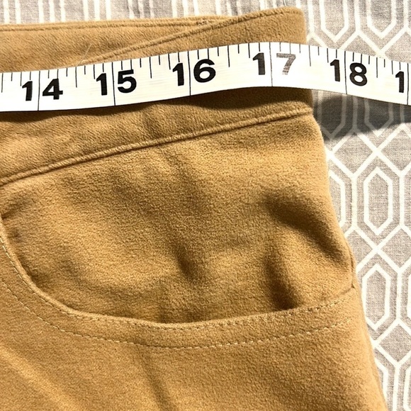 🔥VTG Theory, Soft Suede-Feel Boot Cut Trousers in Camel, EUC,Size 8 - Picture 15 of 15